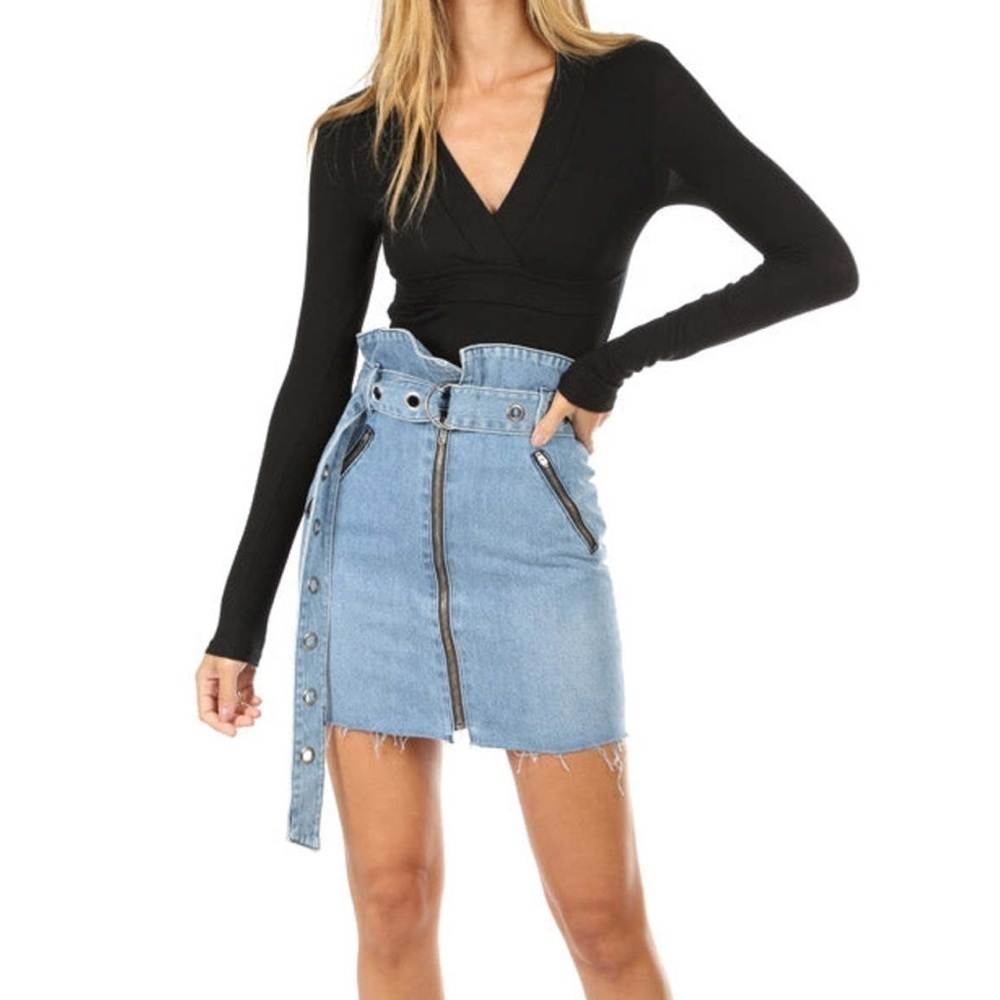 Grlfrnd Ava Strap Me In Denim Jean Mini Skirt Paperbag 90s Sz 31 - Picture 3 of 14
